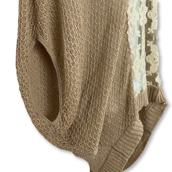Free People - Boho Crochet and Lace Poncho Top - Picture 4 of 8